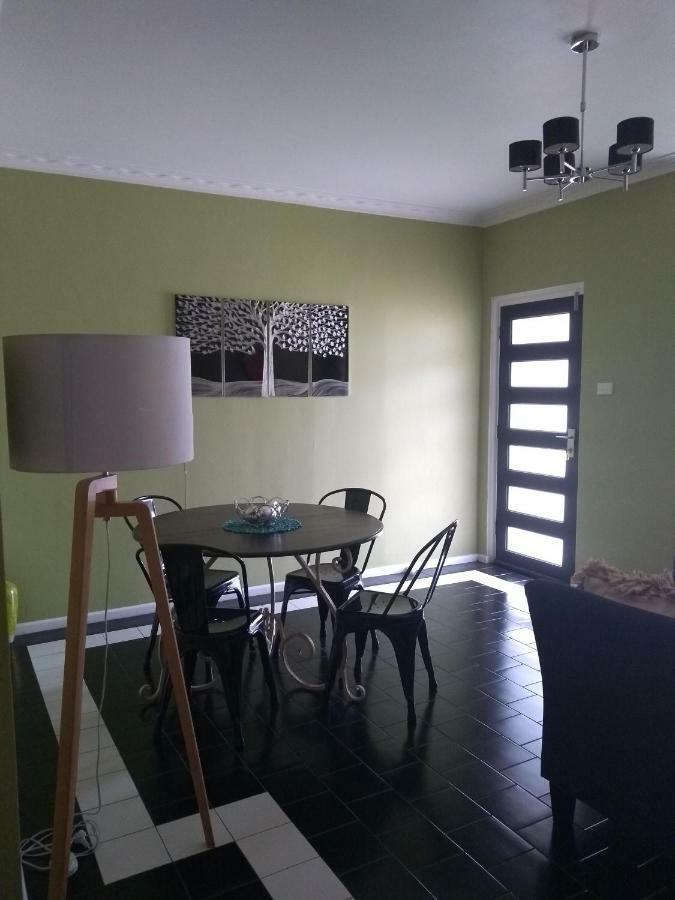 Kindred Studio Apartments Leeton Екстериор снимка